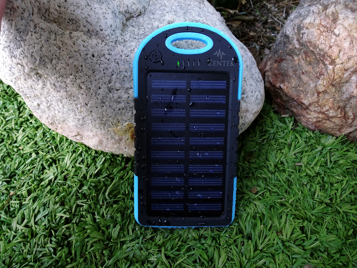 solar power bank rain