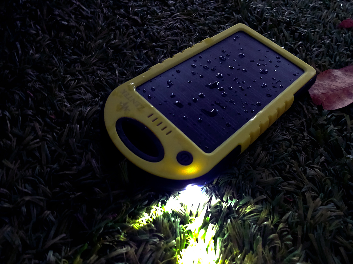 solar power bank rain